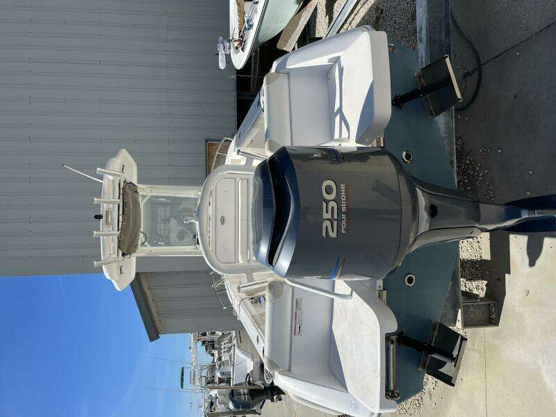 23ft Everglades Yacht For Sale