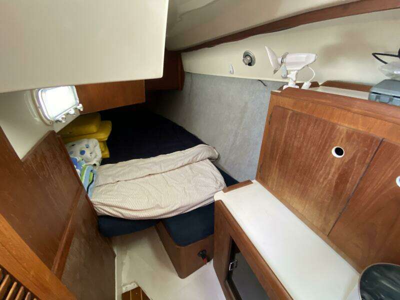 Aqualibrium 34ft Hunter Yacht For Sale