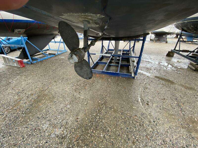 Aqualibrium 34ft Hunter Yacht For Sale