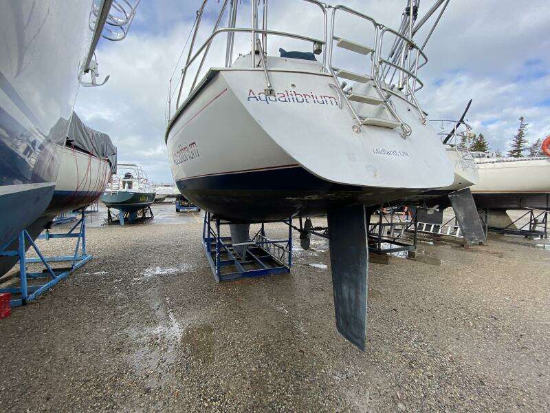 Aqualibrium 34ft Hunter Yacht For Sale