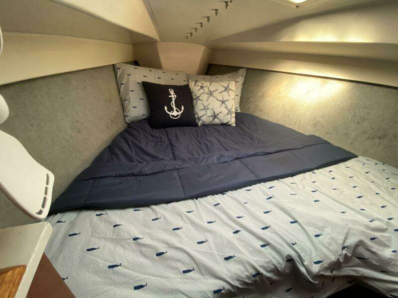 Aqualibrium 34ft Hunter Yacht For Sale