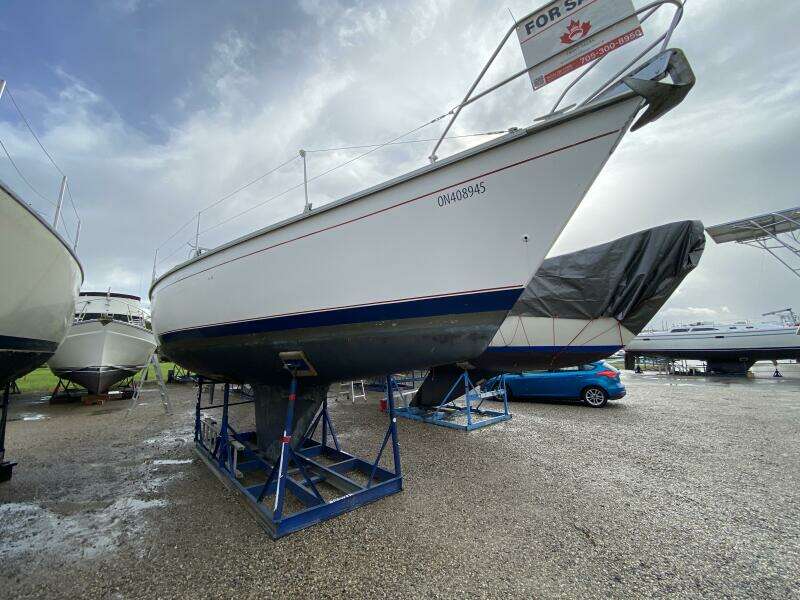 Aqualibrium 34ft Hunter Yacht For Sale