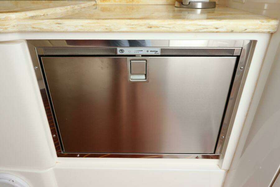 43ft Intrepid Yacht For Sale