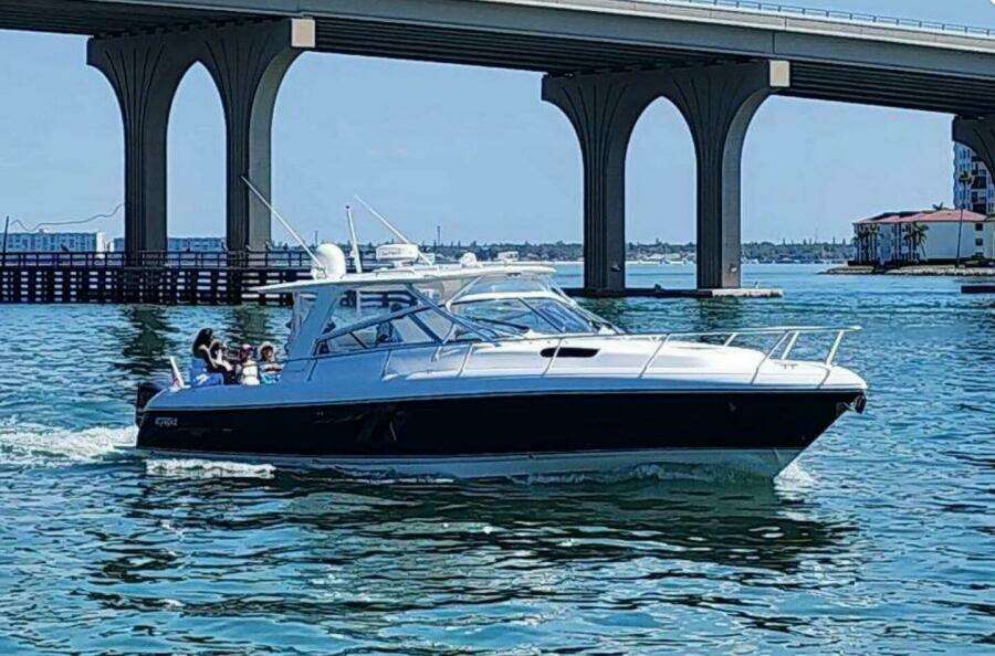 43ft Intrepid Yacht For Sale