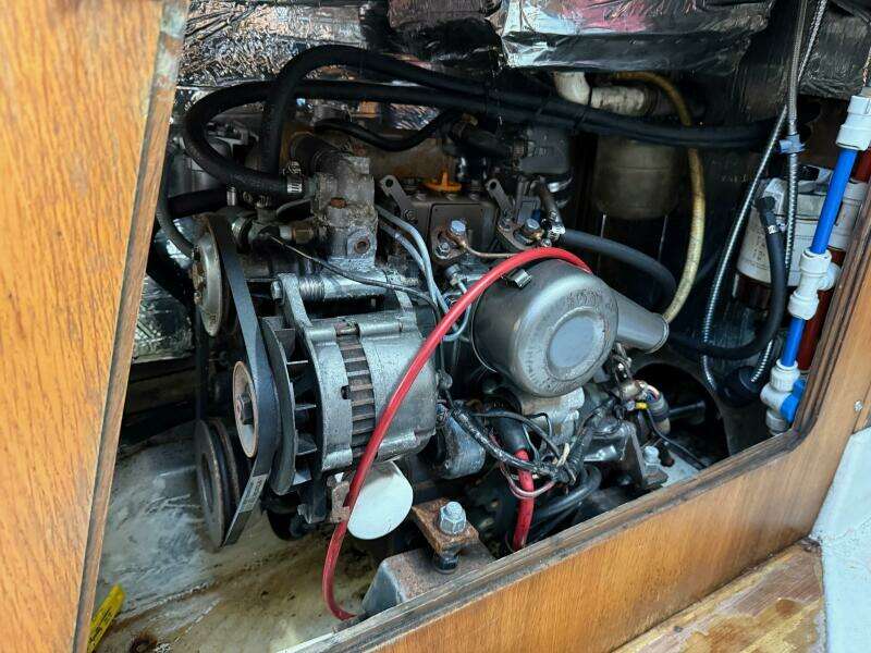 37ft Alsberg Brothers Yacht For Sale