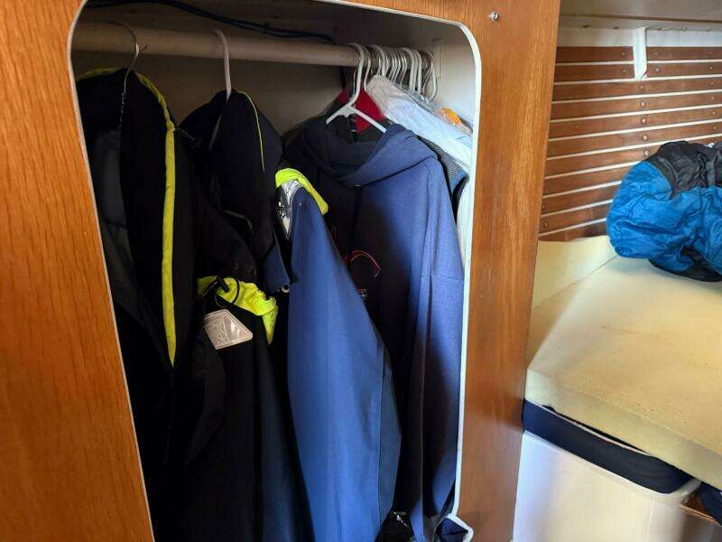 37ft Alsberg Brothers Yacht For Sale