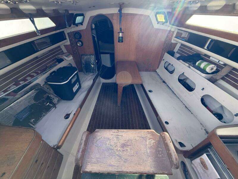 37ft Alsberg Brothers Yacht For Sale