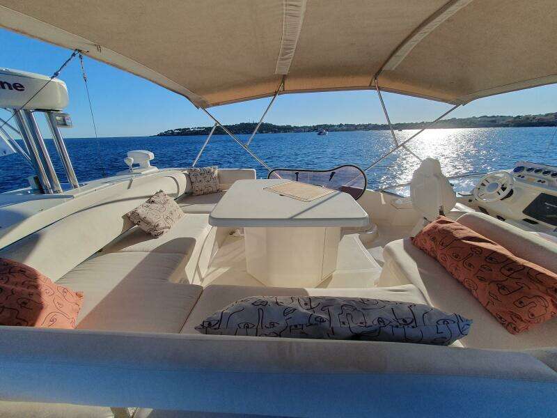 47ft Azimut Yacht For Sale