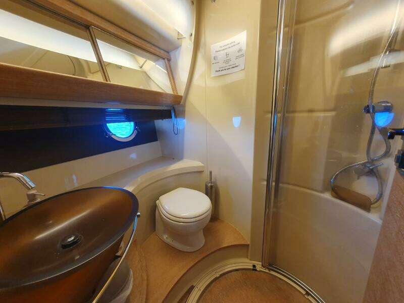 47ft Azimut Yacht For Sale