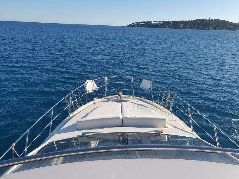 47ft Azimut Yacht For Sale