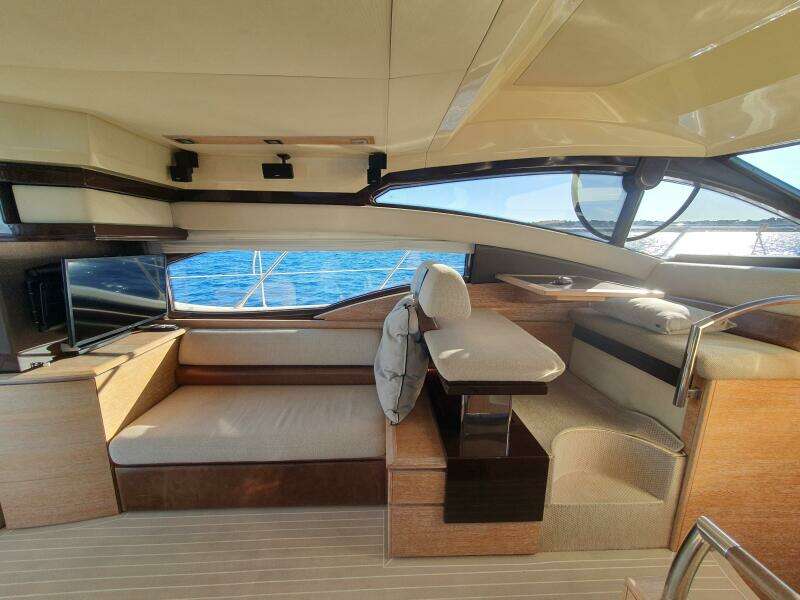 47ft Azimut Yacht For Sale