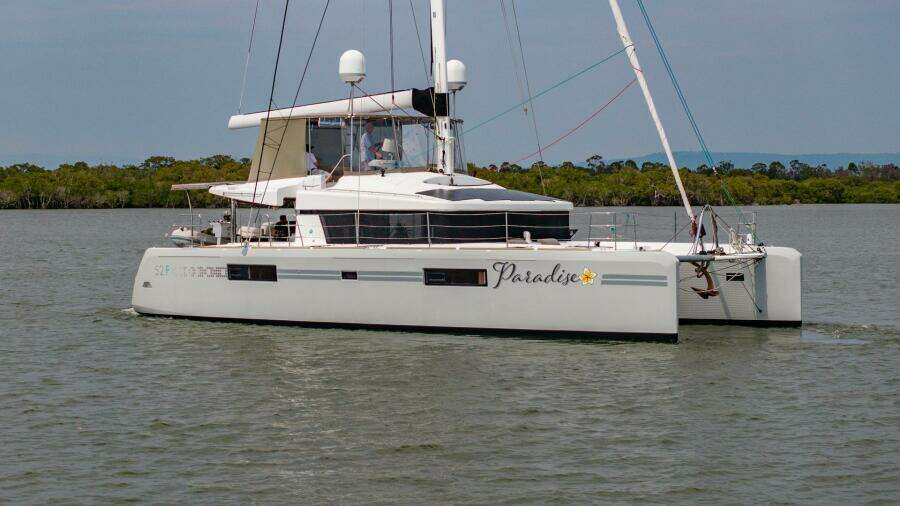 Paradise 52ft Lagoon Yacht For Sale