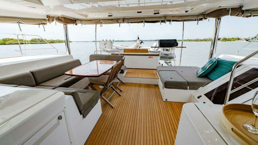 Paradise 52ft Lagoon Yacht For Sale