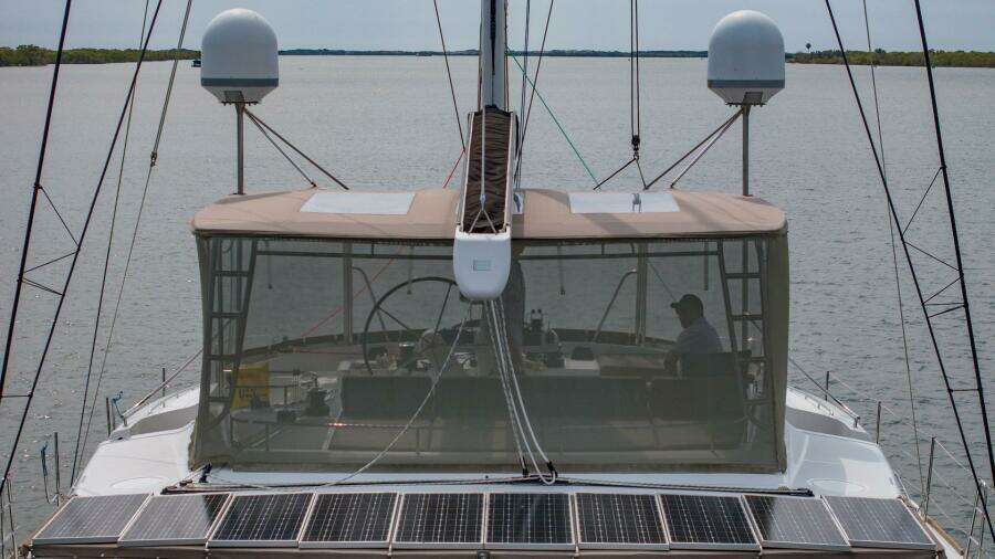 Paradise 52ft Lagoon Yacht For Sale