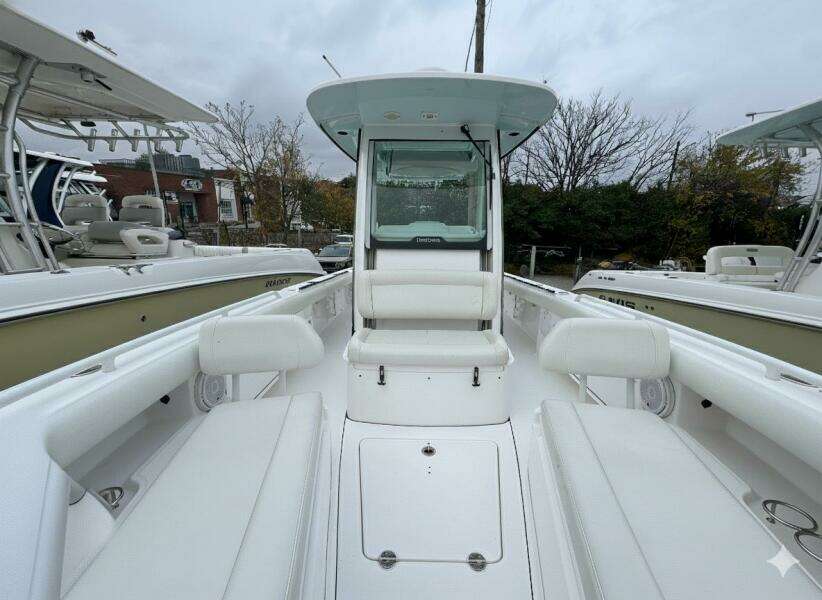 27ft Everglades Yacht For Sale