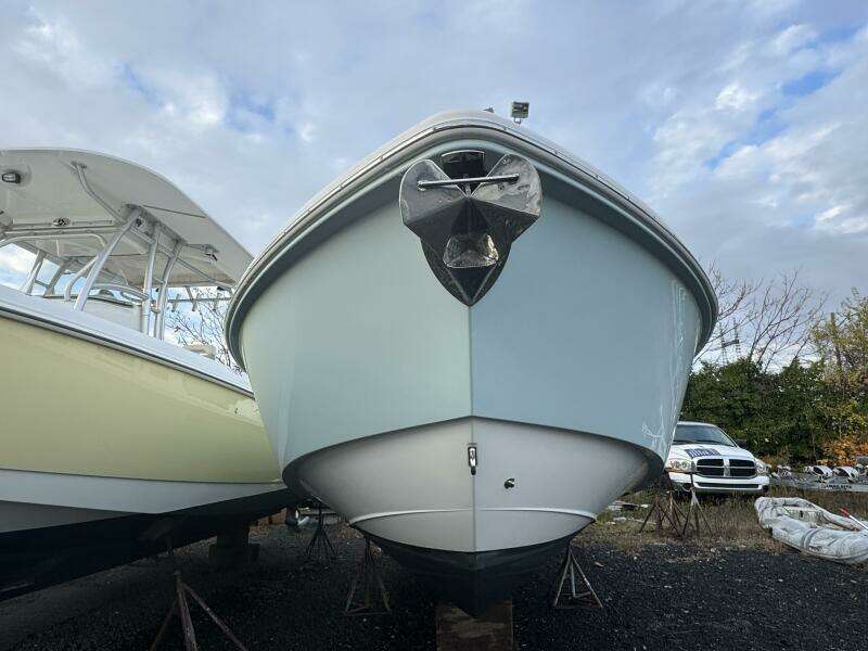 27ft Everglades Yacht For Sale