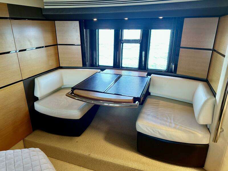 53ft Azimut Yacht For Sale