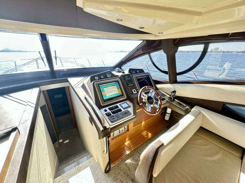53ft Azimut Yacht For Sale