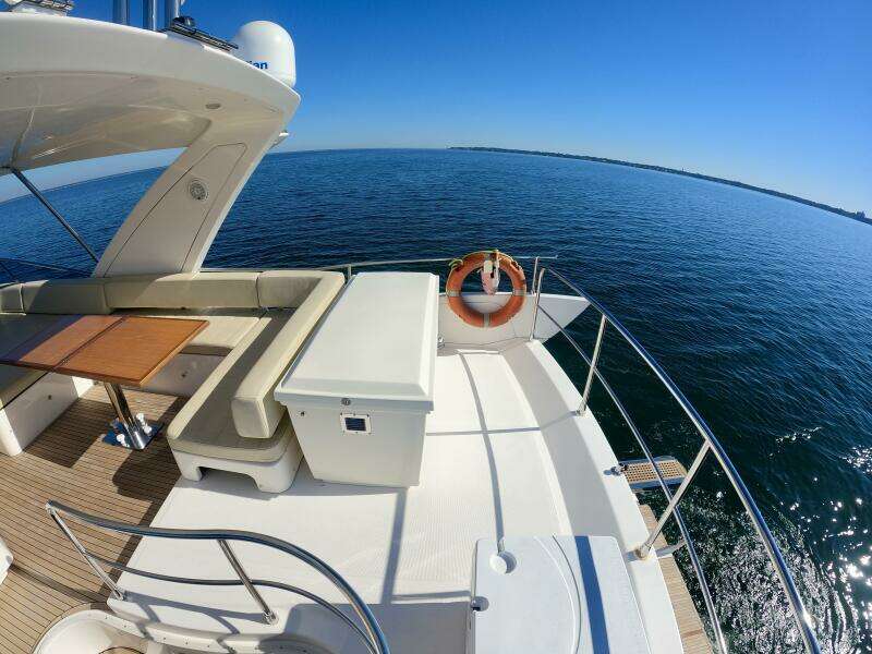 53ft Azimut Yacht For Sale