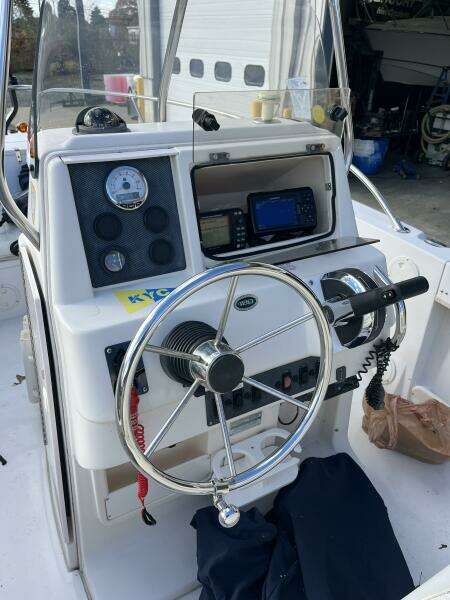 18ft Grady White Yacht For Sale