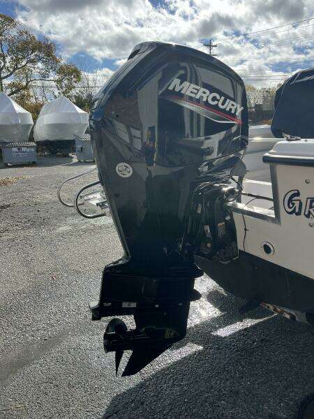 18ft Grady White Yacht For Sale