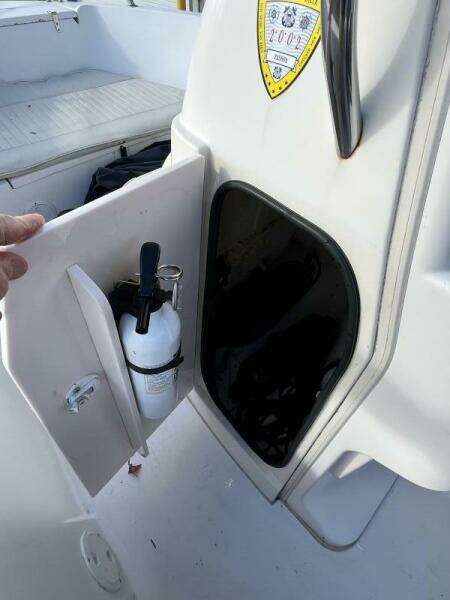 18ft Grady White Yacht For Sale