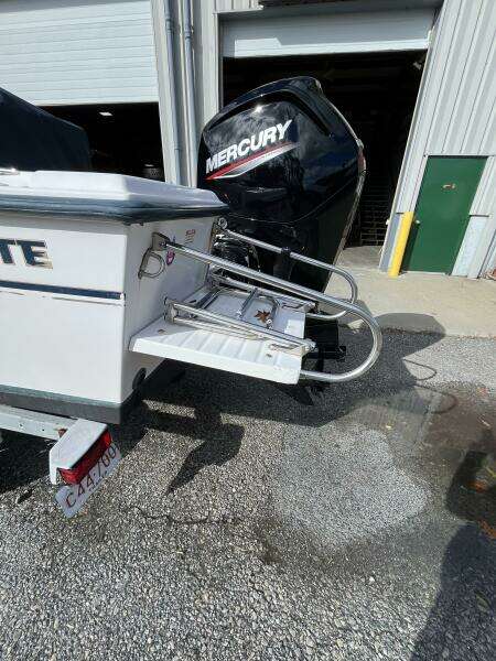 18ft Grady White Yacht For Sale