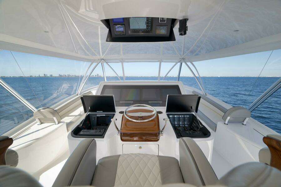 Viking 80 Baileys Ark - Exterior Flybridge