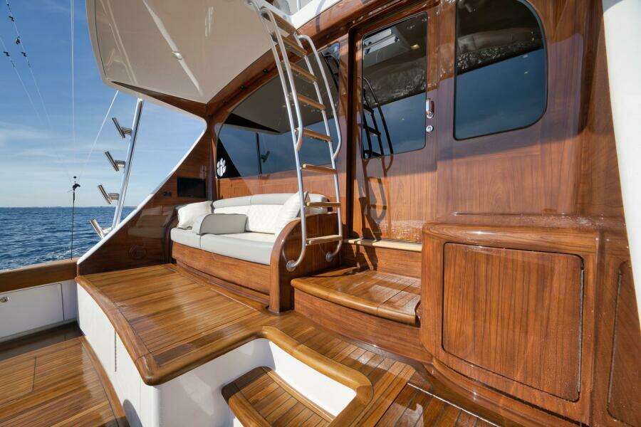 Viking 80 Baileys Ark - Exterior Cockpit
