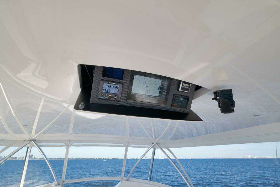 Viking 80 Baileys Ark - Exterior Flybridge