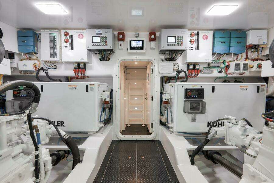 Viking 80 Baileys Ark - Engine Room