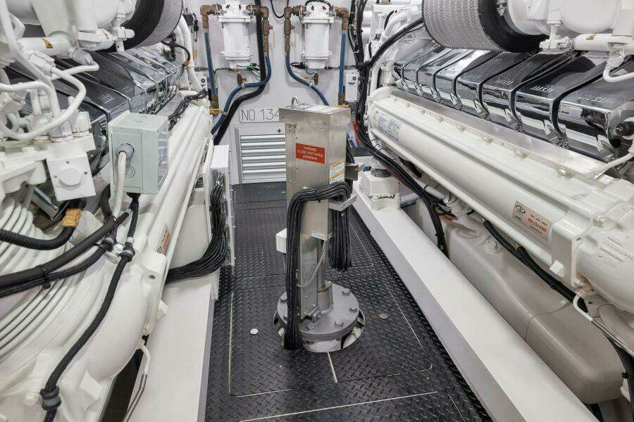 Viking 80 Baileys Ark - Engine Room