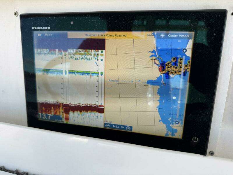 35ft Everglades Yacht For Sale