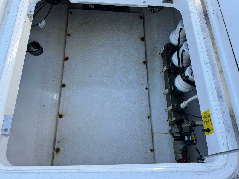 35ft Everglades Yacht For Sale