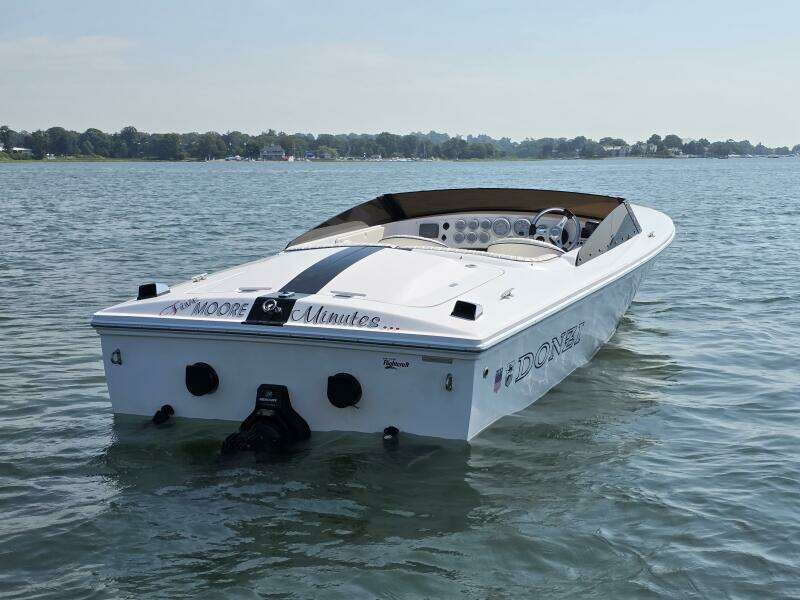 22ft Donzi Yacht For Sale
