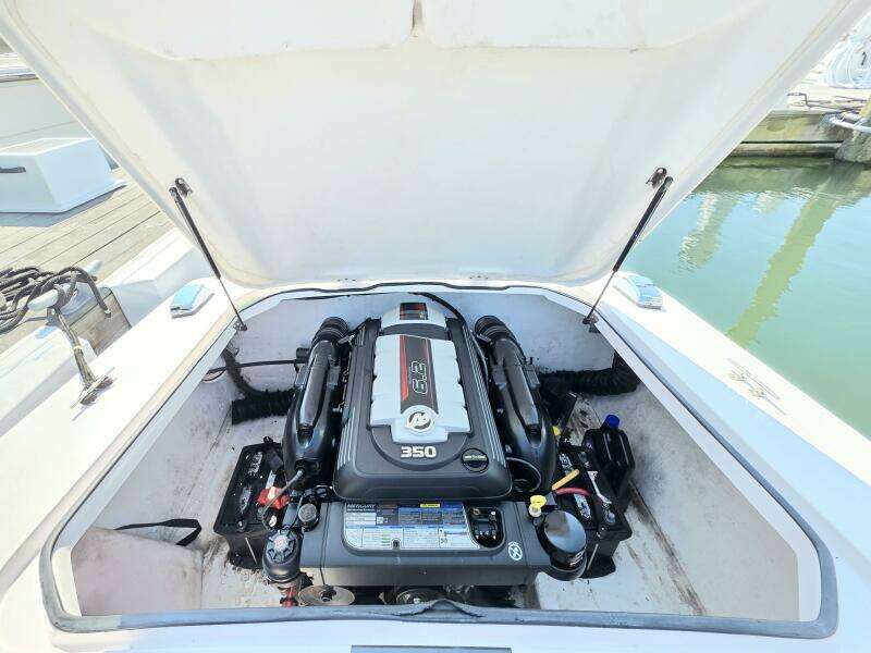 22ft Donzi Yacht For Sale