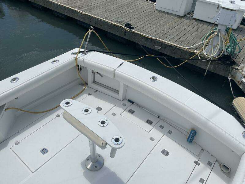 33ft Blackfin Yacht For Sale