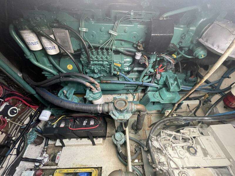 33ft Blackfin Yacht For Sale