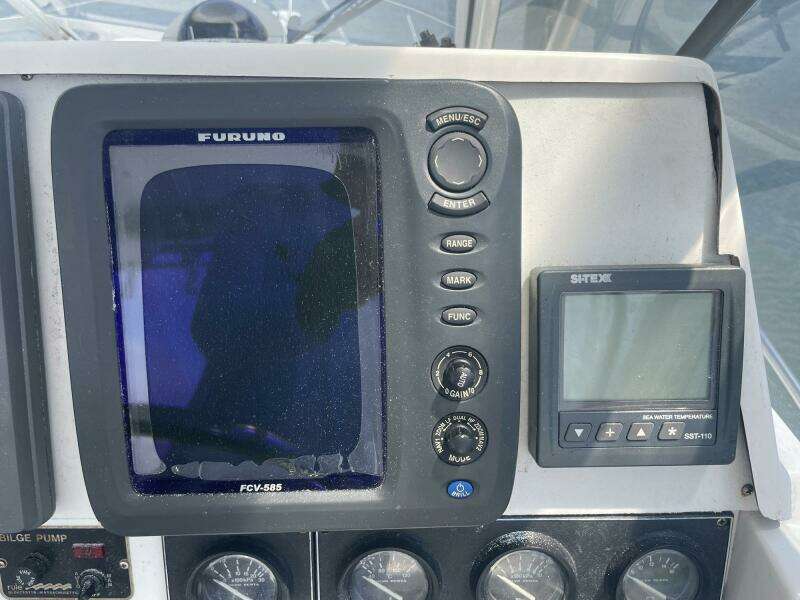 33ft Blackfin Yacht For Sale