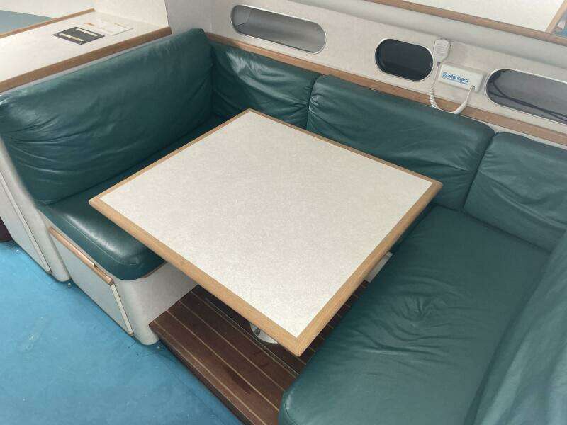 33ft Blackfin Yacht For Sale