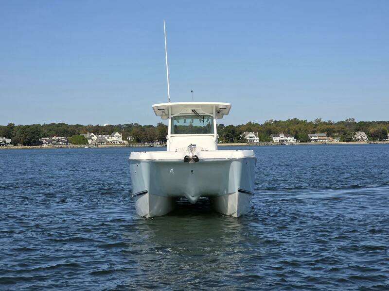 32ft World Cat Yacht For Sale