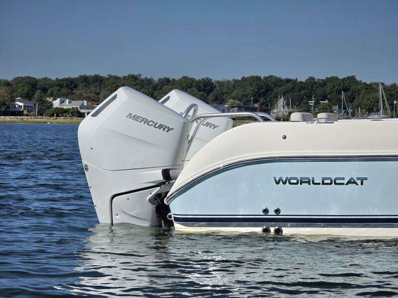 32ft World Cat Yacht For Sale