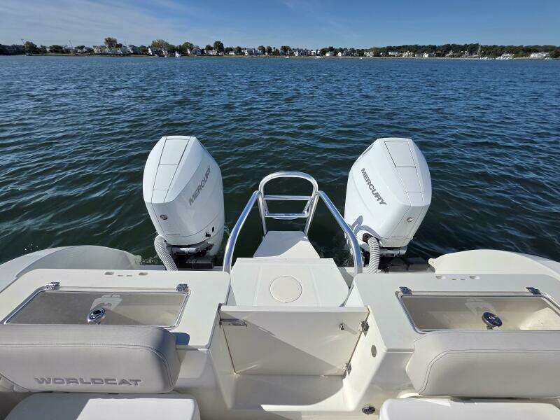 32ft World Cat Yacht For Sale