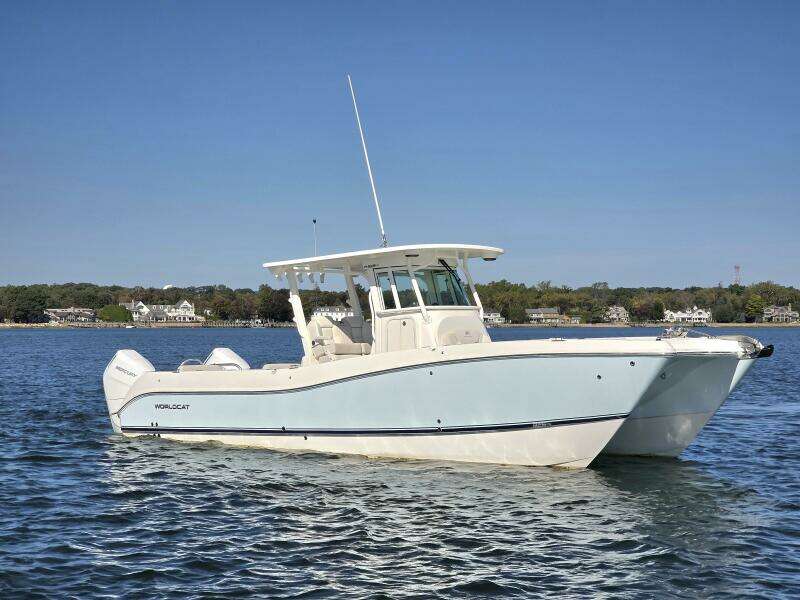 32ft World Cat Yacht For Sale