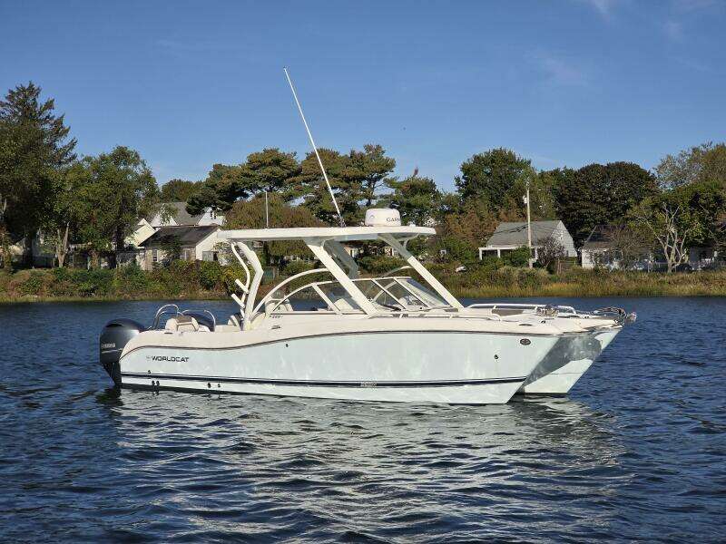 25ft World Cat Yacht For Sale