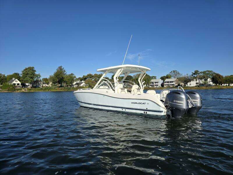 25ft World Cat Yacht For Sale