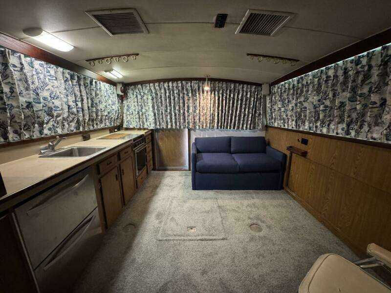 38ft Bertram Yacht For Sale