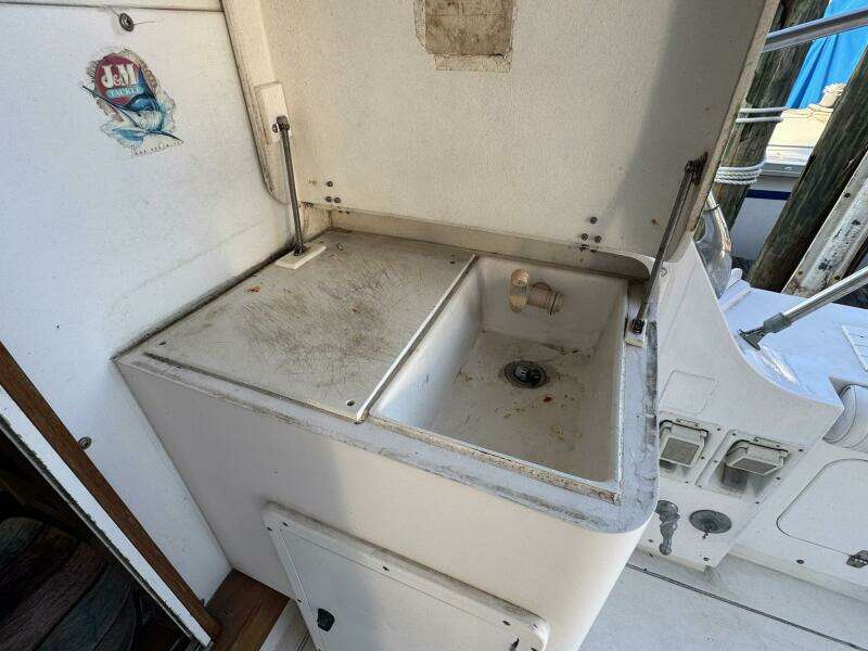 38ft Bertram Yacht For Sale