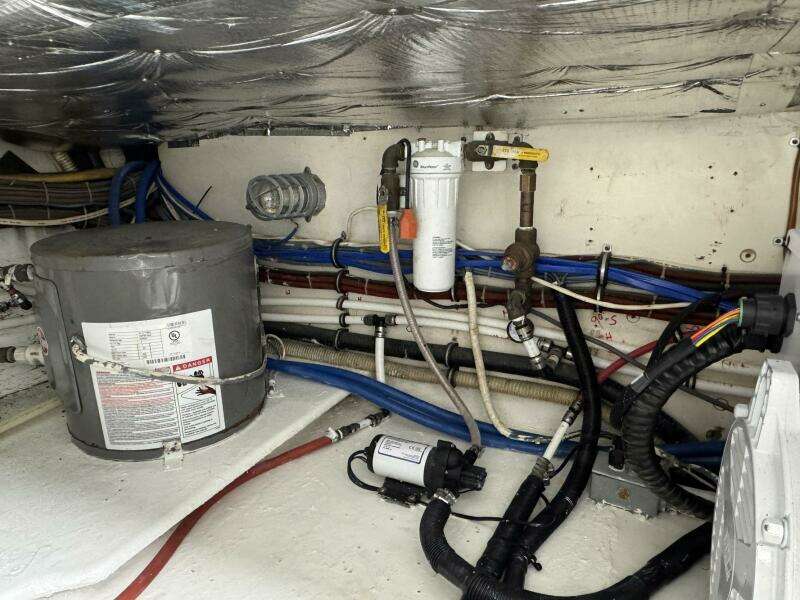 High Tide 47ft Buddy Davis Yacht For Sale