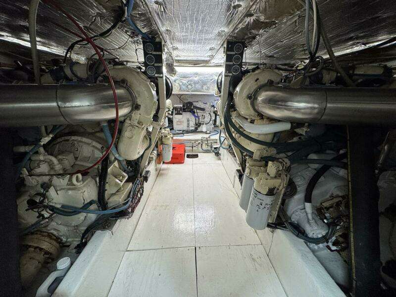 High Tide 47ft Buddy Davis Yacht For Sale